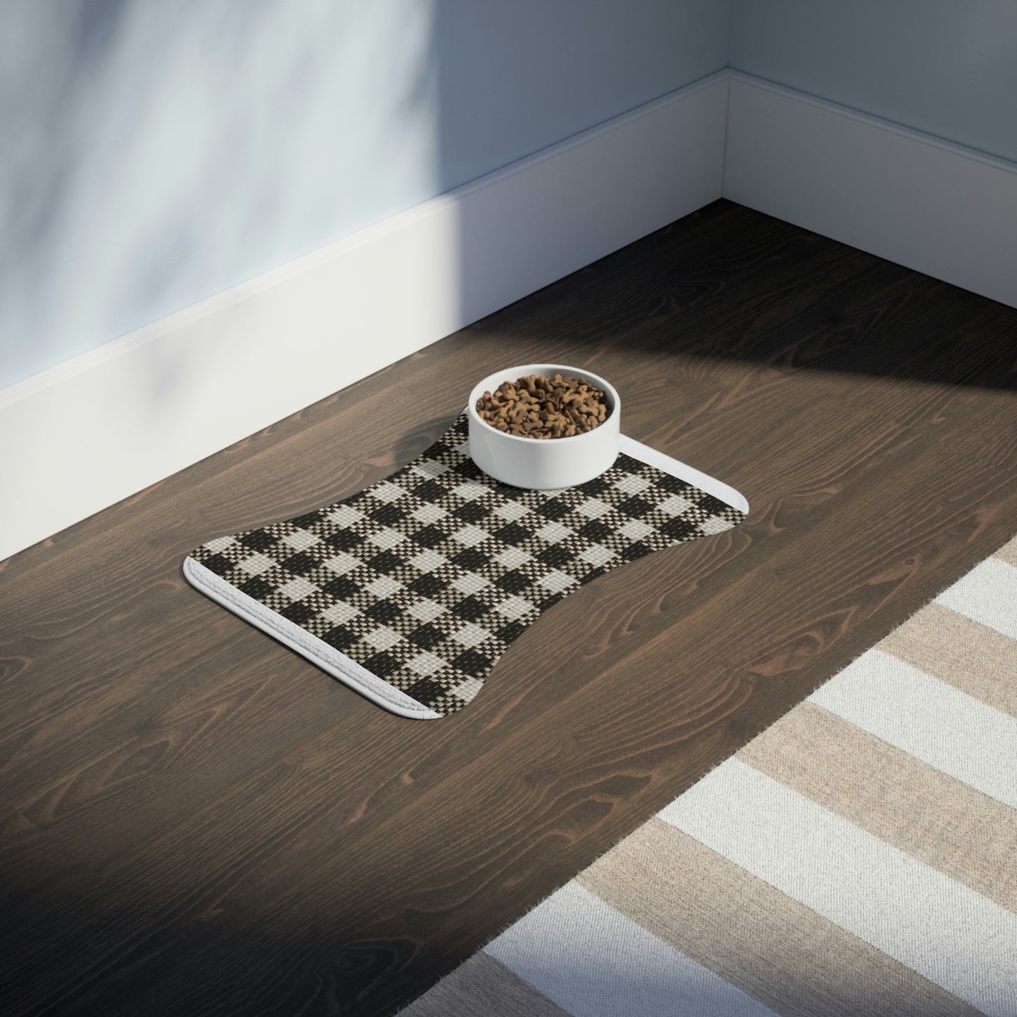 Pet Feeding Mats-Black and White